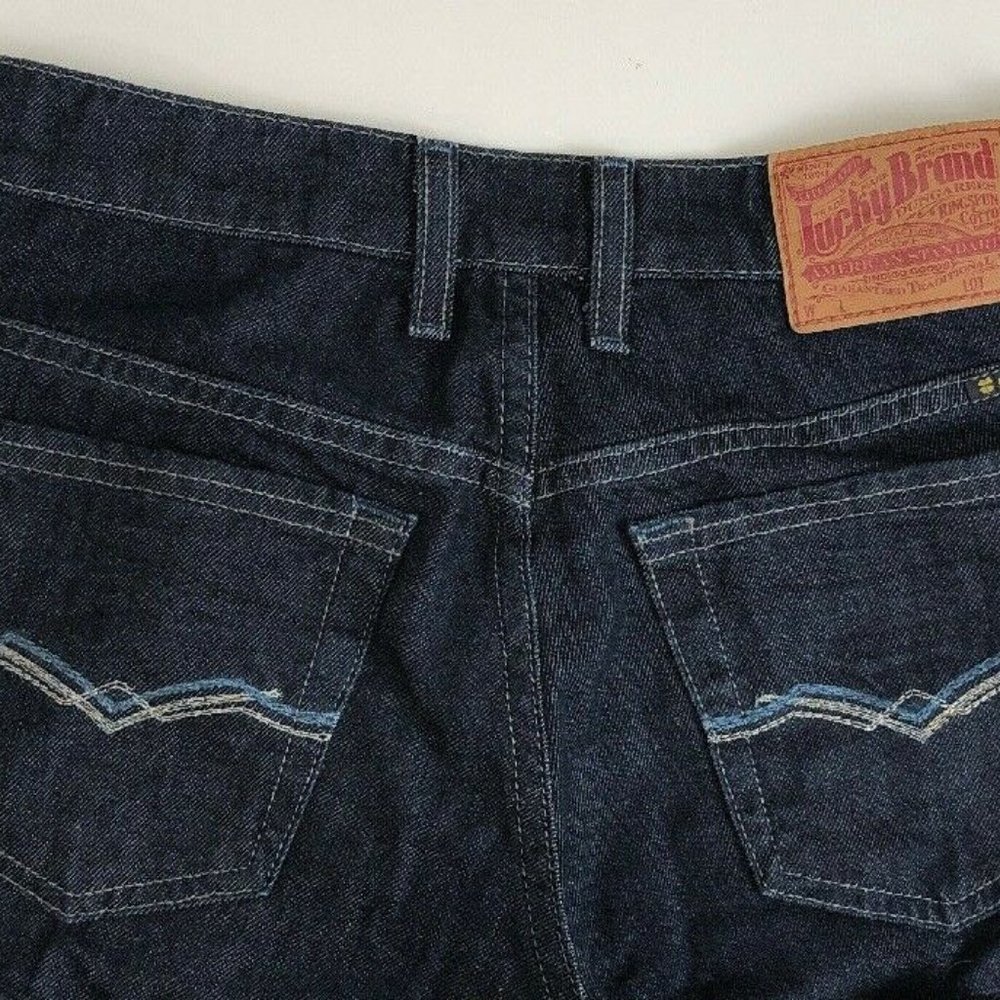 Like New! LUCKY BRAND Jeans - Dark Wash -